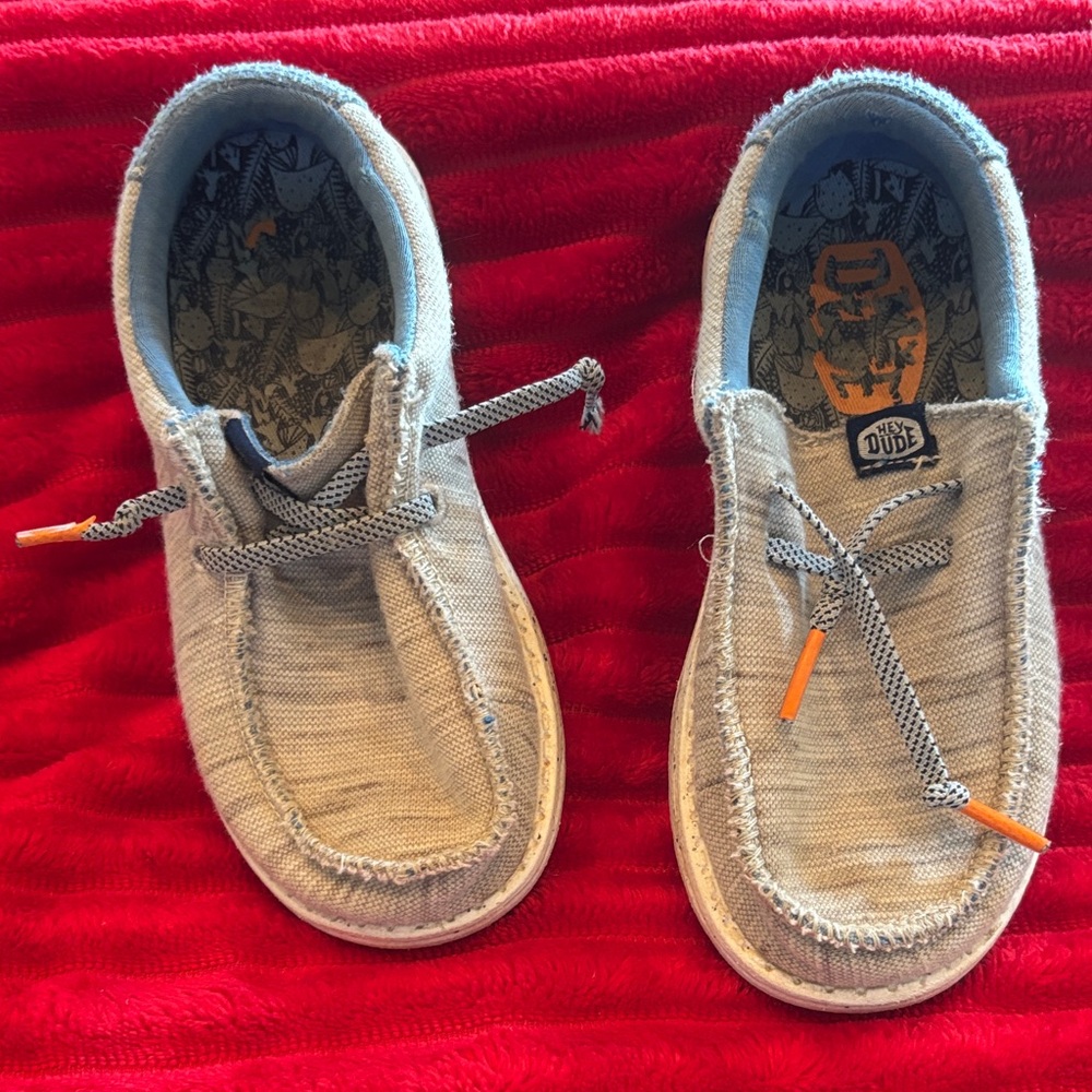 Hey Dude Kids' Light Gray Wally Jersey